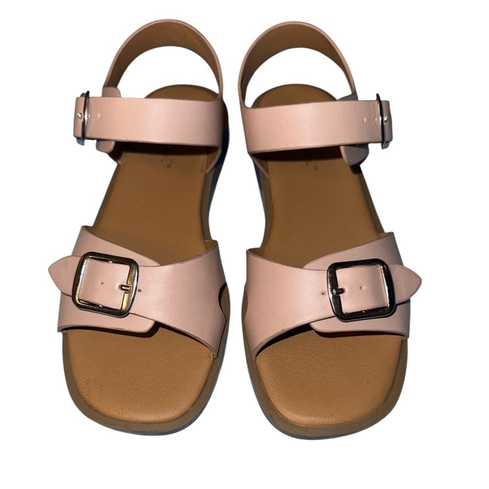 Light Pink Sandals with Buckle strap